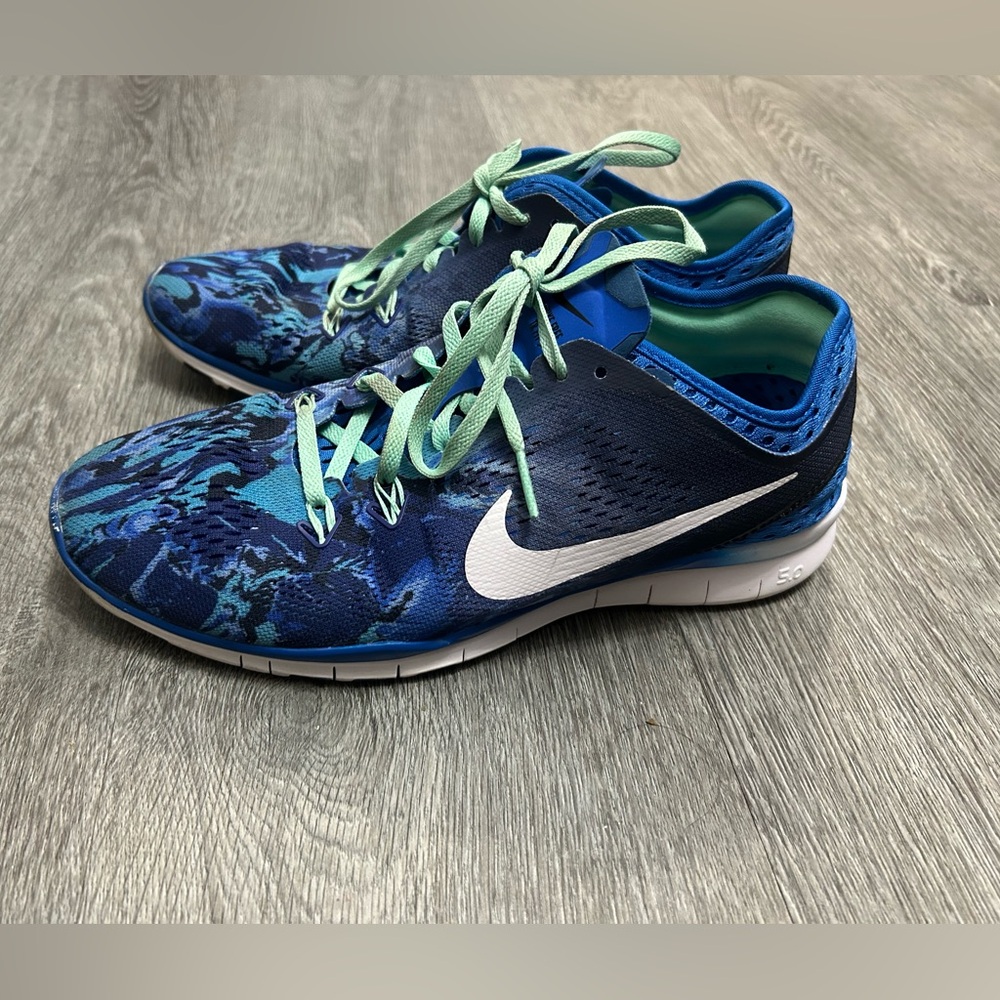 Nike Free Ladies Running Shoes size 8.5